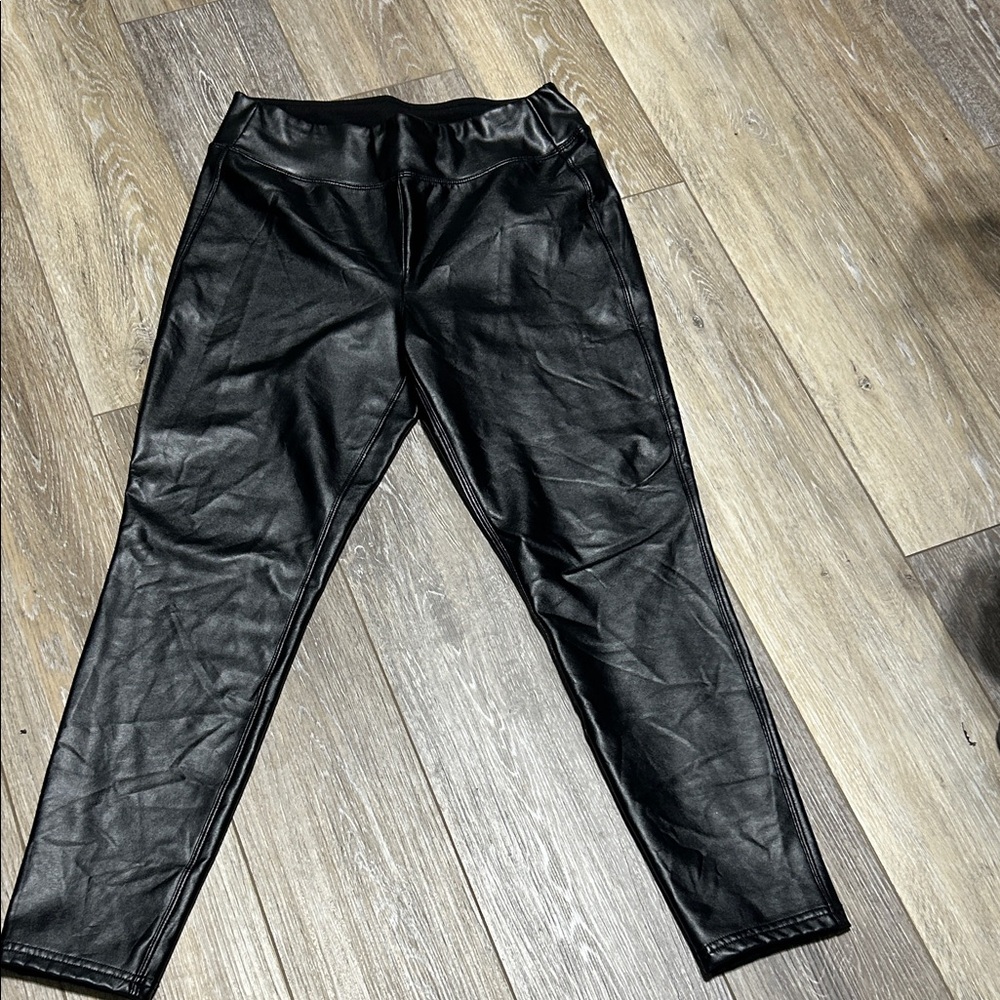 GAP Black Skinny leggings/pants - fleece on inside